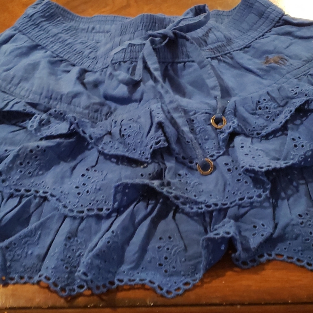 Abercrombie ruffled skirt